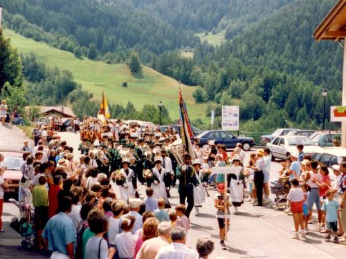uniformeinweihung-1992-mgb.jpg